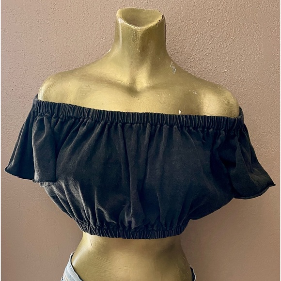 URBAN OUTFITTERS Off Shoulder Ruffle Sleeve Boho CROP TOP Size Large - Picture 11 of 15